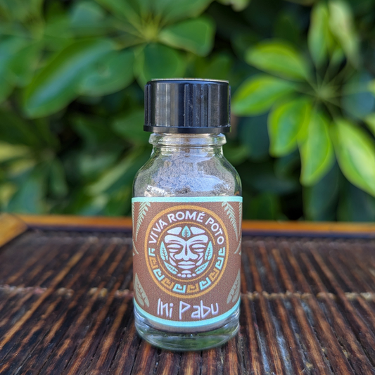 Ini Pabu Rapé Bottle